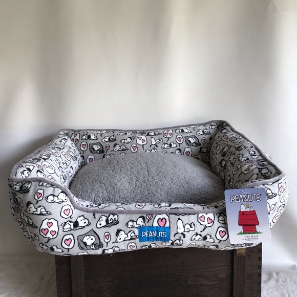 Peanuts Dog Berkshire Peanuts Plush Love Snoopy Dog Bed 25 Poshmark